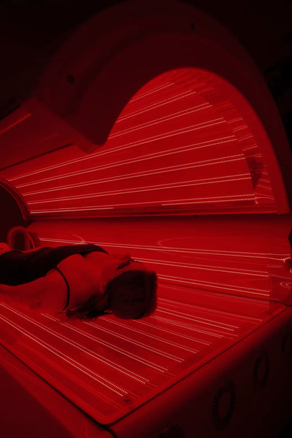 Red light therapy bed LUM-R5500 open view